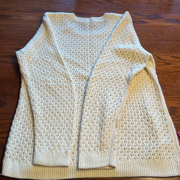 4 Talbots sweaters size large - Picture 3 of 9